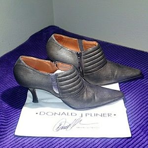 Donald J Pliner - ladies shoes